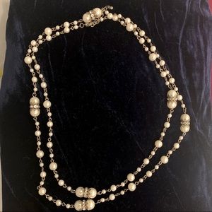 Faux Pearl necklace 46 long